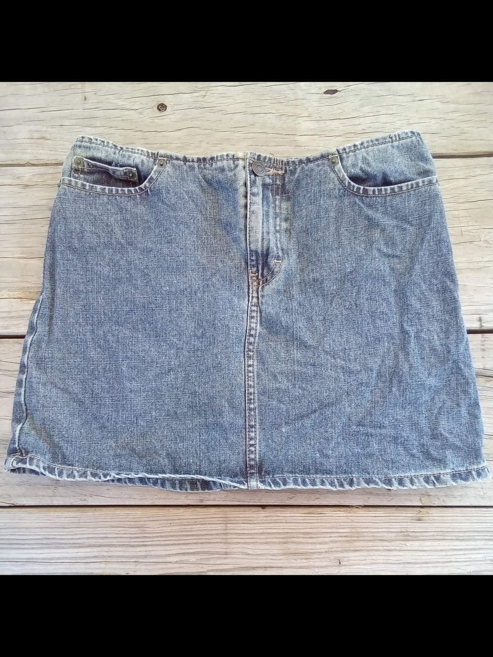 American Eagle Vintage Y2K Denim Mini Skirt Size 4